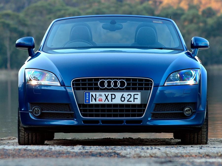  Audi TT Roadster (8J) 2007 года  (AU) (фото 17 из 26)
